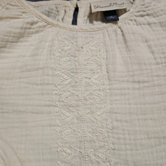 Universal Thread Cream Peasant Blouse - Picture 3 of 7